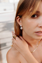 Load image into Gallery viewer, Pearl Drop Earrings