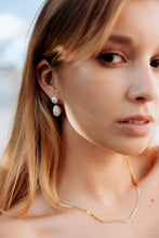 Load image into Gallery viewer, Pearl Drop Earrings