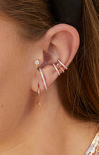 Load image into Gallery viewer, Sparkly Earcuff
