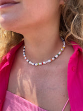 Load image into Gallery viewer, Multicolor Keshi Pearl Choker